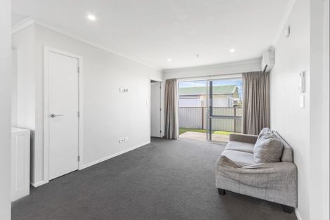 Photo of property in 14u7 Breckons Avenue, Nawton, Hamilton, 3200