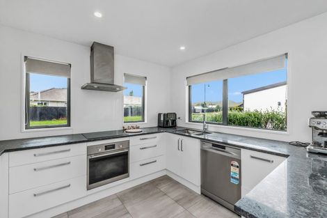 Photo of property in 13  Franco Road, Halswell, Christchurch, 8025