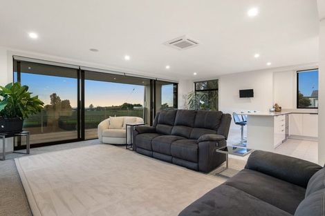 Photo of property in 6 Haneanea Way, Papamoa Beach, Papamoa, 3118