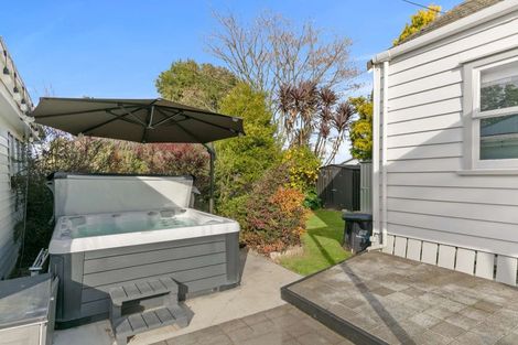 Photo of property in 49 Hamilton Road, Cambridge, 3434