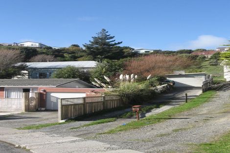 Photo of property in 28 Downes Street, Titahi Bay, Porirua, 5022