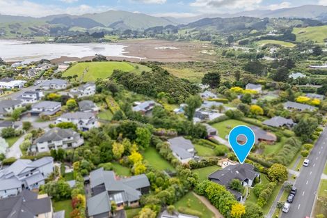 Photo of property in 77 Joseph Banks Drive, Whitby, Porirua, 5024