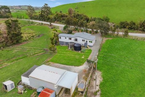 Photo of property in 1213 Pakiri Block Road, Tomarata, Wellsford, 0974