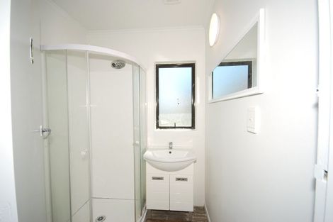 Photo of property in 22 Sheehan Avenue, Papakura, 2110