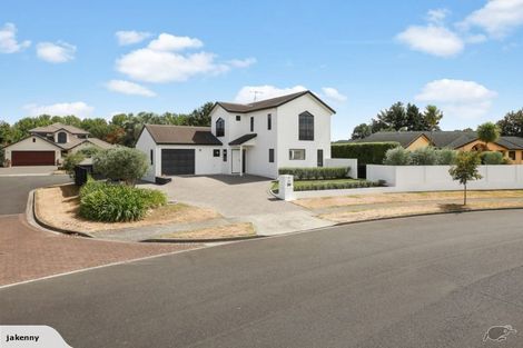 Photo of property in 35 Keswick Crescent, Huntington, Hamilton, 3210