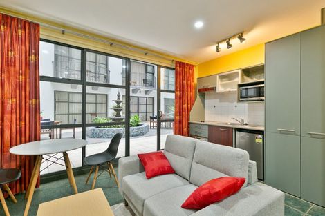 Photo of property in Atrium Towers, 1h/154 The Terrace, Wellington Central, Wellington, 6011