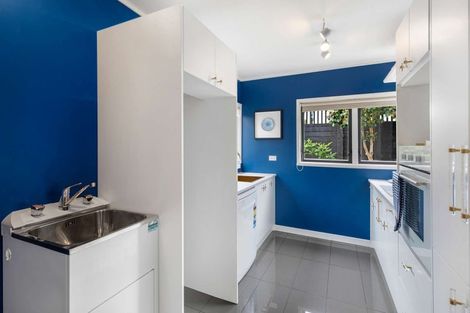 Photo of property in 49 Great North Road, Saint Johns Hill, Whanganui, 4501