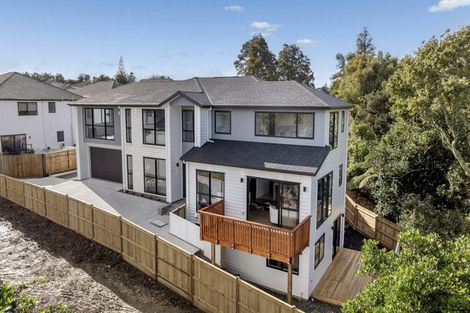 Photo of property in 14 Hughs Way, Flat Bush, Auckland, 2019