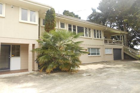 Photo of property in 280 Great South Road, Papakura, 2110