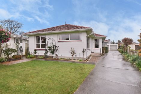 Photo of property in 4 Hudson Street, Bryndwr, Christchurch, 8053
