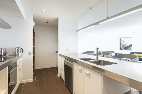 Photo of property in Piermont Apartments, 5b/82 Cable Street, Te Aro, Wellington, 6011