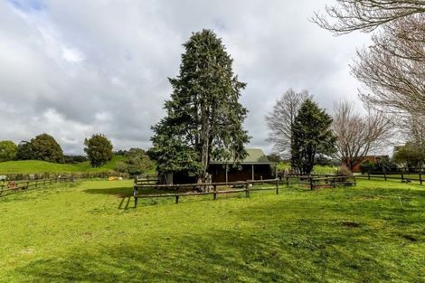 Photo of property in 697 Frankley Road, Hurworth, New Plymouth, 4371