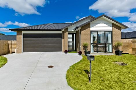 Photo of property in 11 Verdot Close, Kumeu, 0810