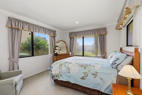Photo of property in 90 Dickson Road, Papamoa Beach, Papamoa, 3118