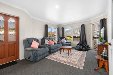 Photo of property in 54 Fairview Place, Te Puke, 3119