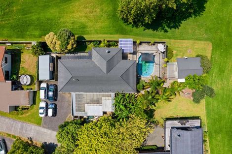 Photo of property in 41 Riverside Drive, Waiuku, 2123