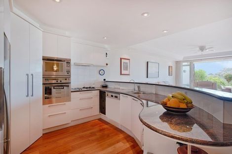 Photo of property in The Sands Apartments, 10/47 The Strand, Takapuna, Auckland, 0622