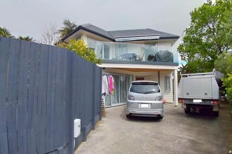 Photo of property in 1/12 Speedy Crescent, Hillcrest, Auckland, 0627