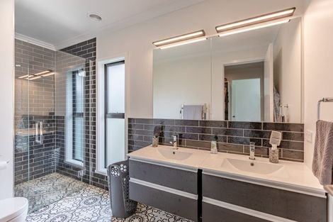 Photo of property in 5e Johnson Street, Waipawa, 4210