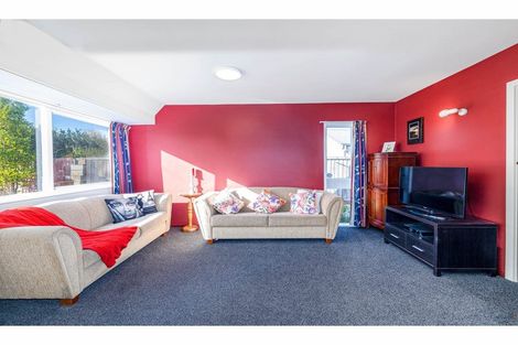 Photo of property in 38 Reynolds Avenue, Bishopdale, Christchurch, 8053
