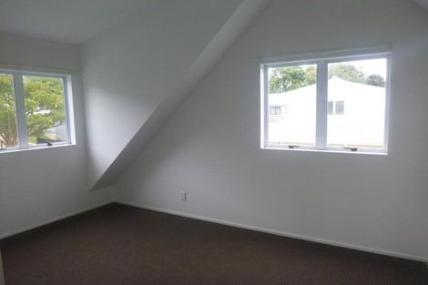 Photo of property in 30 Forest Hill Road, Henderson, Auckland, 0612