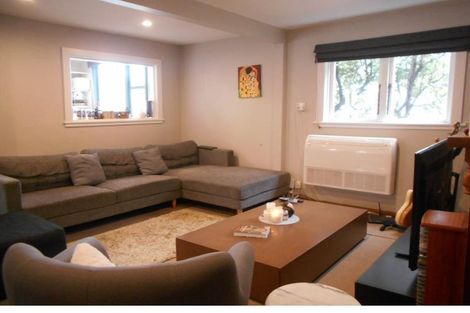Photo of property in 177 Grant Road, Thorndon, Wellington, 6011