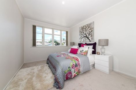 Photo of property in 46 Brains Road, Kelston, Auckland, 0602