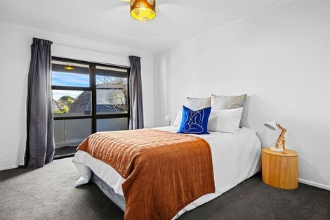 Photo of property in 278 Memorial Avenue, Burnside, Christchurch, 8053