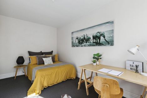 Photo of property in 8 Thorby Street, Northland, Wellington, 6012