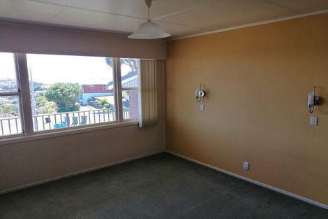 Photo of property in 32 Crownhill Street, Spotswood, New Plymouth, 4310
