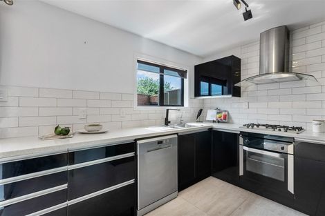 Photo of property in 49 Minaret Drive, Bucklands Beach, Auckland, 2014