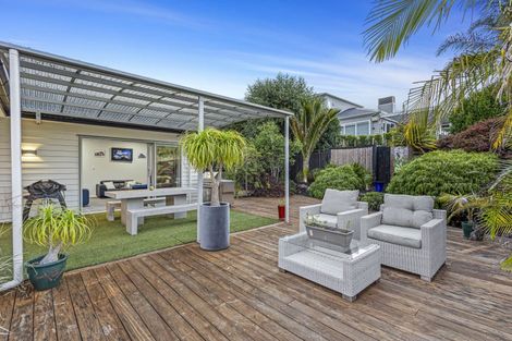 Photo of property in 9 Tauwaka Crescent, Riverhead, 0820