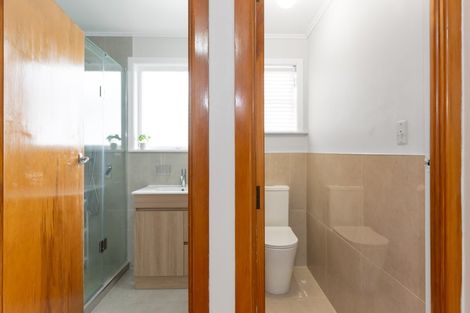 Photo of property in 216a Sturges Road, Henderson, Auckland, 0612
