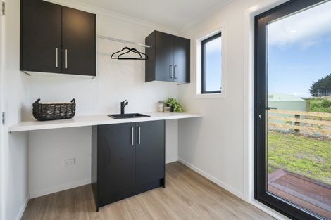 Photo of property in 1121 Parewanui Road, Parewanui, Bulls, 4894