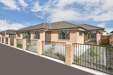 Photo of property in 2 Arena Court, Palmerston North, 4410