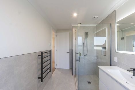Photo of property in 2/11 Comries Road, Chartwell, Hamilton, 3210