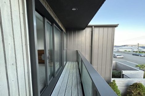 Photo of property in 20u4 Trent Street, Island Bay, Wellington, 6023