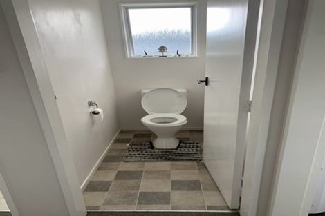 Photo of property in 50b Hartford Crescent, Totara Park, Upper Hutt, 5018