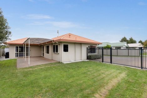 Photo of property in 13 Flemington Place, Taradale, Napier, 4112