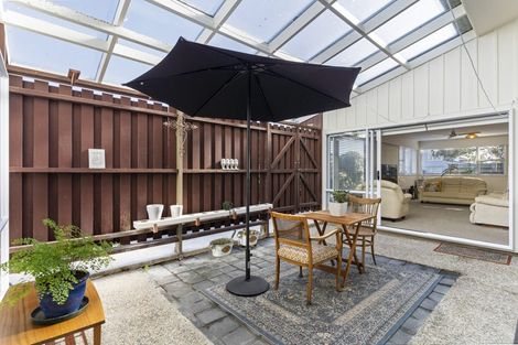 Photo of property in 20 Elizabeth Street, Orewa, 0931