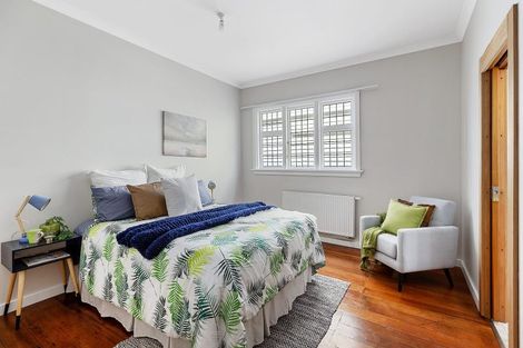 Photo of property in 11 Rimu Road, Kelburn, Wellington, 6012