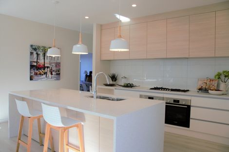 Photo of property in 98 Godfrey Drive, Orewa, 0931