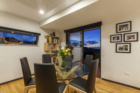 Photo of property in 101 Kakariki Grove, Waikanae, 5036