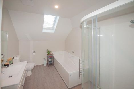 Photo of property in 109u3 Westchester Drive, Churton Park, Wellington, 6037