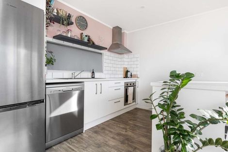 Photo of property in 32/31 Reynolds Place, Papamoa Beach, Papamoa, 3118