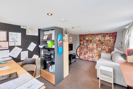 Photo of property in 9 Wharf Road, Te Atatu Peninsula, Auckland, 0610