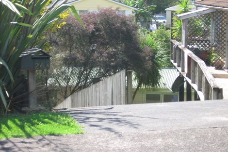 Photo of property in 26 Pokapu Street, Titirangi, Auckland, 0600