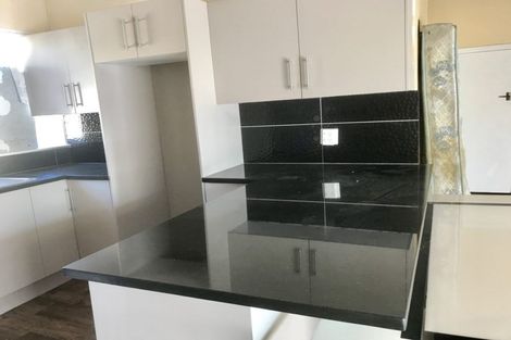 Photo of property in 381 Massey Road, Mangere East, Auckland, 2024