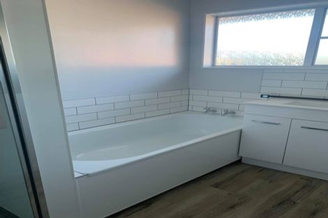 Photo of property in 2/3 Pinedale Lane, Linwood, Christchurch, 8062