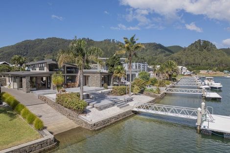 Photo of property in 115 Motu Hei, Pauanui, Hikuai, 3579